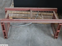 Steenkorf geverfd 100 x 40 x 40 cm - afbeelding 2 van  3