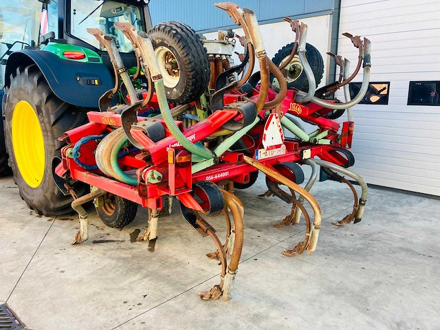 Steeno - mgt4r5921 - subsoiler - 2003 - afbeelding 2 van  7