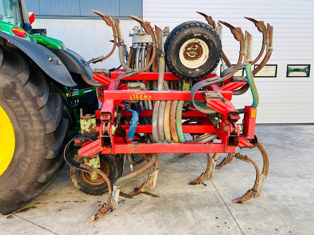 Steeno - mgt4r5921 - subsoiler - 2003 - afbeelding 1 van  8