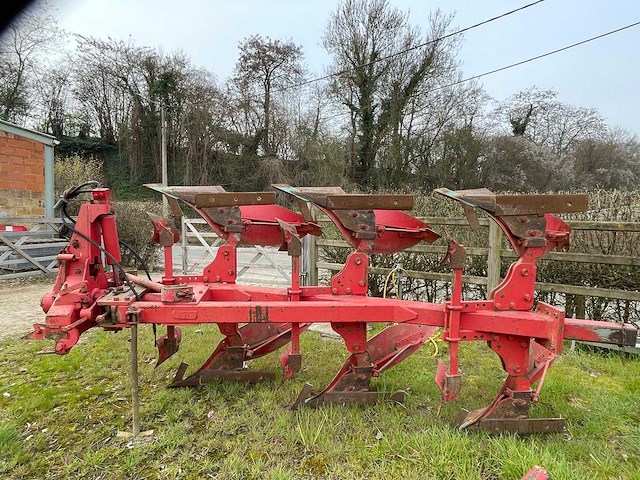 Steeno ploeg - afbeelding 2 van  5