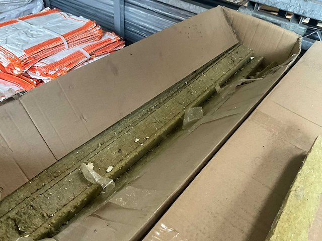 Steenwolhoeken 100 cm (320x) - afbeelding 2 van  5