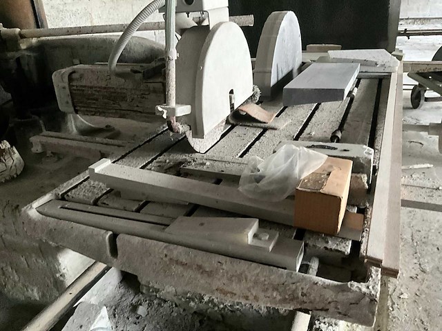 Steenzaagmachine (2x) - afbeelding 14 van  16