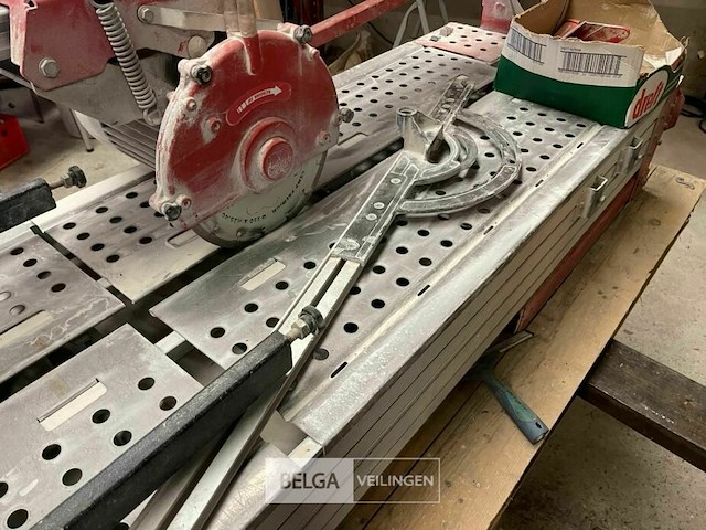 Steenzaagmachine - afbeelding 8 van  17