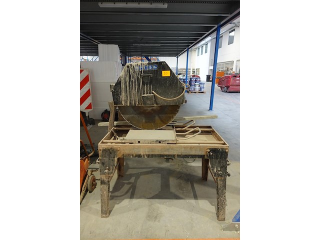 Steenzaagmachine - afbeelding 1 van  6