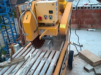 Steenzaagmachine - afbeelding 1 van  3