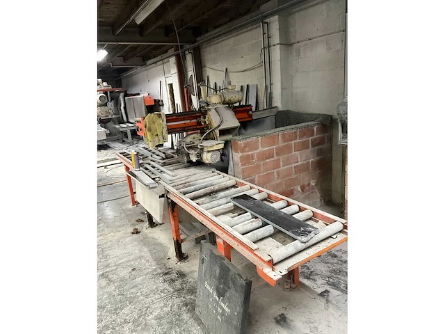 Steenzaagmachine - afbeelding 3 van  12