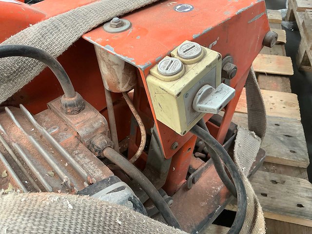 Steenzaagmachine - afbeelding 3 van  3