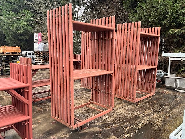 Steiger staanders (15x) met diagonalen - afbeelding 1 van  15