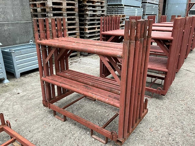 Steiger staanders (9x) - afbeelding 1 van  9