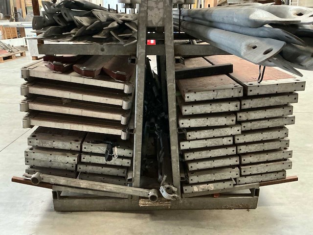 Steiger / stelling aluminium - afbeelding 7 van  13