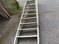 Steiger trap - afbeelding 3 van  3