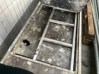 Steigerplatform met ingesloten trap (7x) - afbeelding 6 van  7