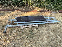 Steigerplatform / werkbordes 200x150 cm, metalen frame - afbeelding 1 van  3