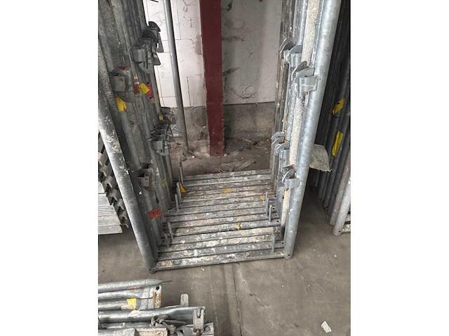 Steigerstaanders (25x) - afbeelding 2 van  7