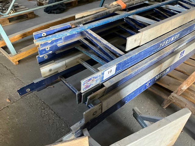 Steinweg toplift bouwlift - afbeelding 10 van  11