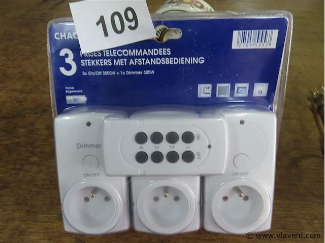 Stekkers afstandbediening - afbeelding 1 van  3