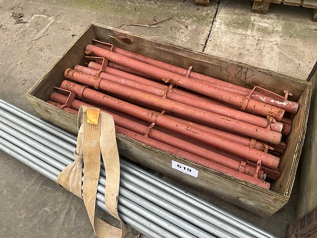 Stellingleuning (18x) + metalen leggers (36x) - afbeelding 1 van  5