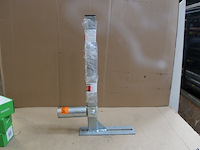 Stellingsmuurbevestiging + vijzen - afbeelding 1 van  2