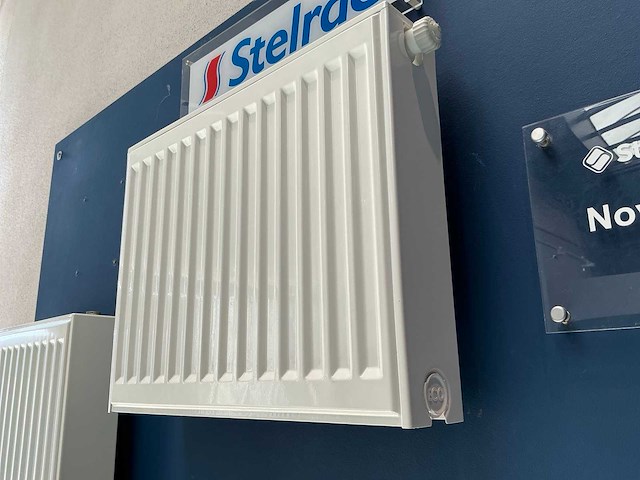Stelrad radiator (3x) - afbeelding 2 van  3
