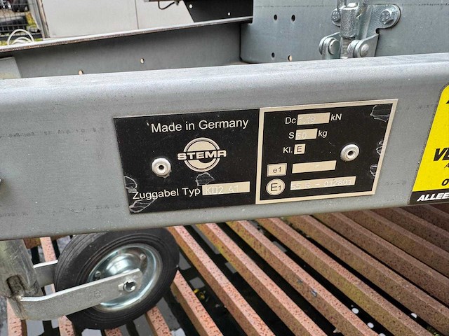 Stema - moto trailer - afbeelding 7 van  7