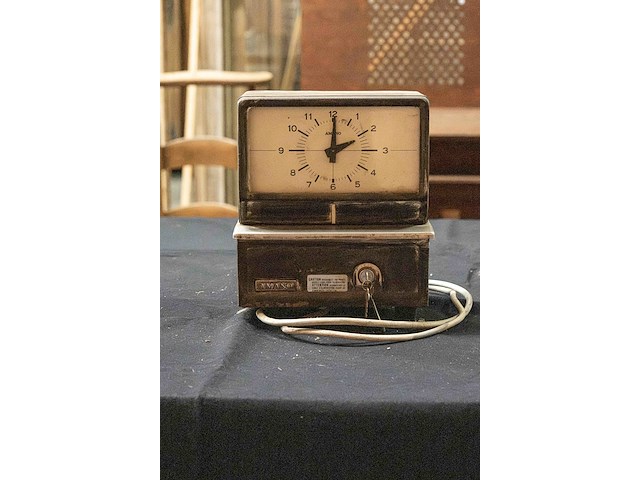 Stempelklok - afbeelding 1 van  2