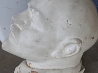 Stenen beeld lenin - afbeelding 2 van  2