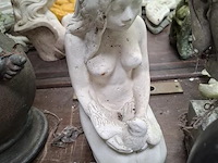 Stenen beeld - afbeelding 1 van  1