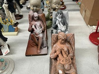 Stenen beeldjes van baby's - afbeelding 2 van  4