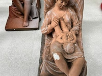 Stenen beeldjes van baby's - afbeelding 3 van  4