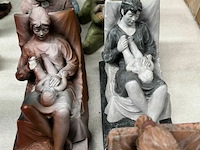 Stenen beeldjes van baby's - afbeelding 4 van  4