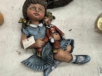 Stenen beeldjes - afbeelding 2 van  4