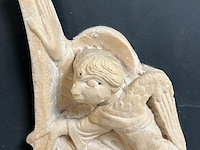 Stenen kunstwerk - afbeelding 2 van  3