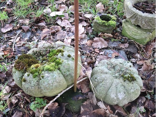 Stenen ornamenten (plm6 ) - afbeelding 2 van  4