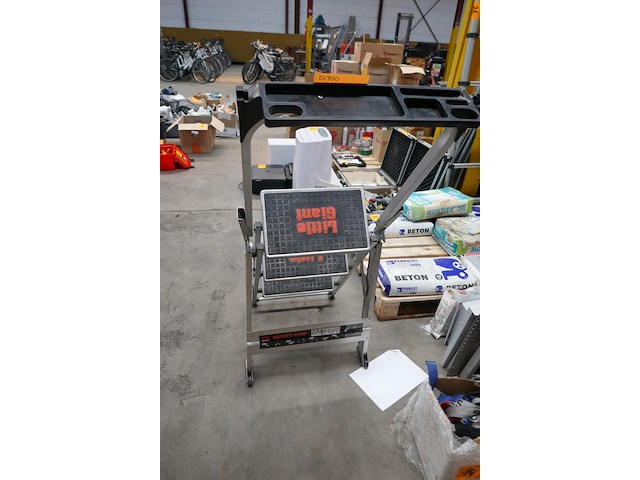 Step trapladder altrex - afbeelding 3 van  3