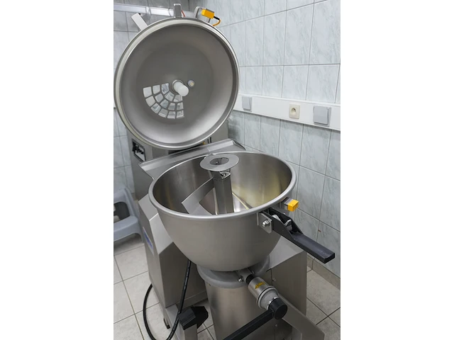 Stephan um/vm 44 universele cutter met toebehoren (2022) - afbeelding 2 van  14