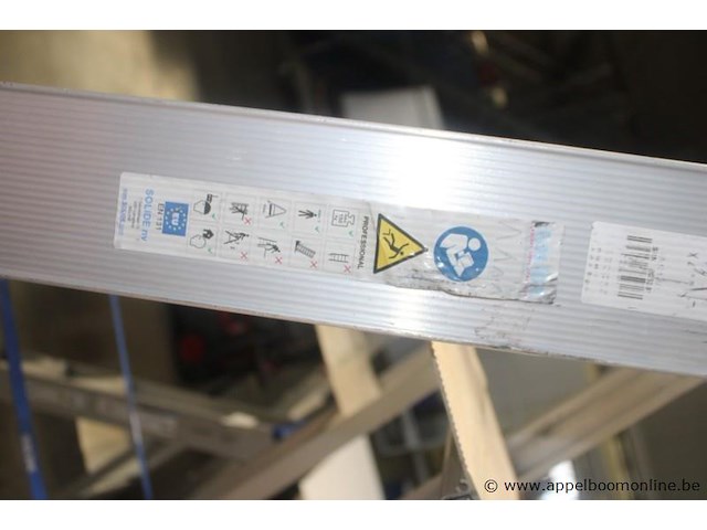 Stepladder solide professional - afbeelding 2 van  2