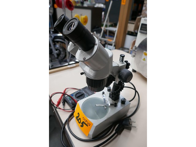 Stereomicroscoop + digitale multimeter - afbeelding 2 van  4