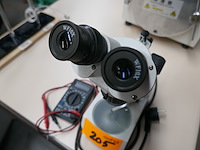 Stereomicroscoop + digitale multimeter - afbeelding 3 van  4