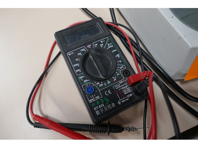 Stereomicroscoop + digitale multimeter - afbeelding 4 van  4