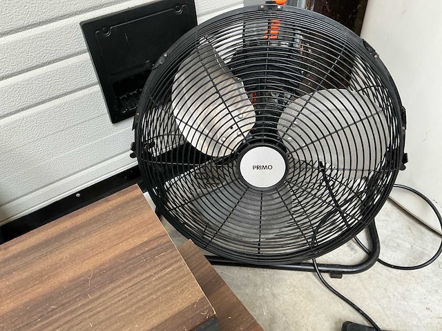 Stereo,ventilator en klok - afbeelding 3 van  5