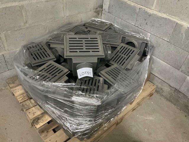 Sterfputten en deksels sterfputten endeksels bouw- en bevestigingsmateriaal - afbeelding 2 van  3