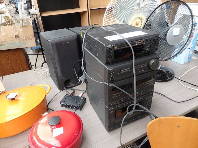 Sterio + boxen sony - afbeelding 1 van  2