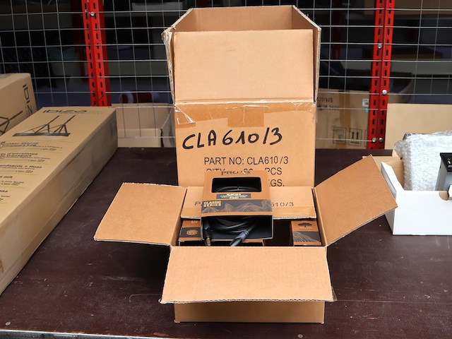 Sterio kabels in doos (x4) - afbeelding 1 van  4