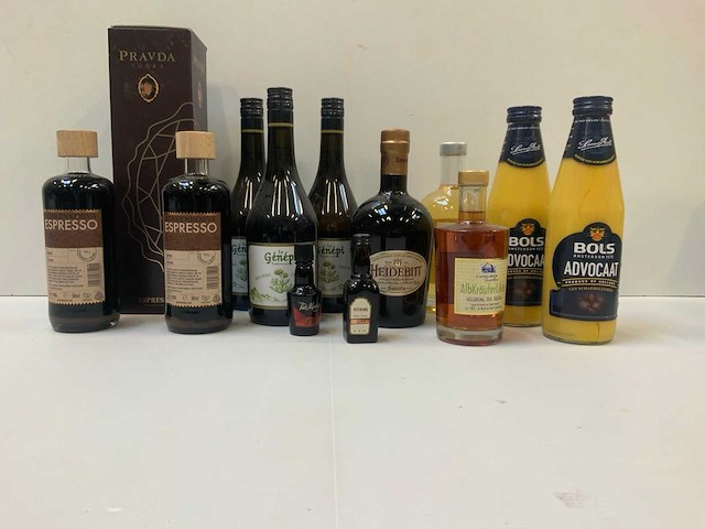 Sterke drank (11x) - afbeelding 2 van  9