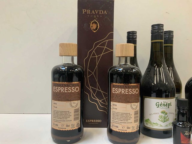 Sterke drank (11x) - afbeelding 3 van  9