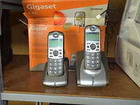 Steroketen itt bestaande uit platenspeler, versterker, tuner, cassettespeler, koffiemachine nespresso magimix, koffiemachine krups nespresso (niet compleet), kruimeldief black&decker met lader, mixer krups, draadloze telefoons siemens gigaset c450 - afbeelding 2 van  12