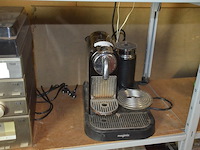 Steroketen itt bestaande uit platenspeler, versterker, tuner, cassettespeler, koffiemachine nespresso magimix, koffiemachine krups nespresso (niet compleet), kruimeldief black&decker met lader, mixer krups, draadloze telefoons siemens gigaset c450 - afbeelding 7 van  12