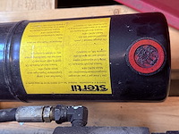 Stertil hydraulische pomp met cilinder - afbeelding 2 van  2