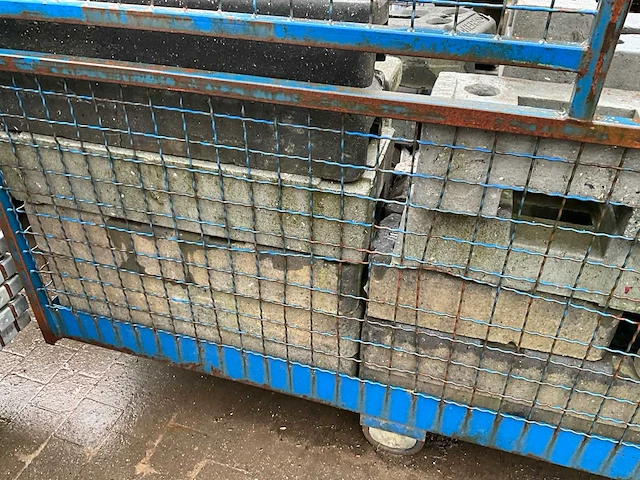 Steunblokken voor bouwhekken (41x) - afbeelding 16 van  17