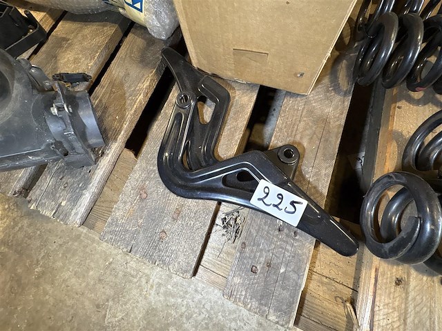 Steunen kofferklep - afbeelding 1 van  1